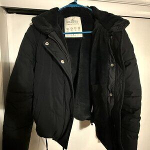 Hollister Women's Faux Fur-Lined All-Weather Puffer Jacket Black
